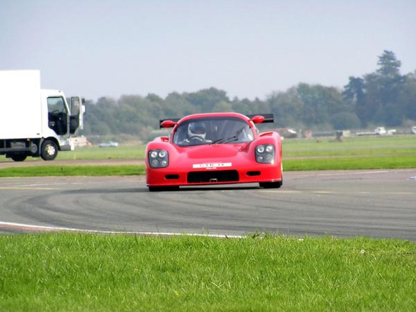 Экзотический Ultima GTR: на "круговой площадке" ему нет равных. И не только на skid pad…