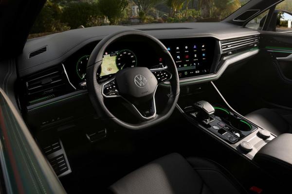 VW Touareg ушел, но намерен вернуться - 1